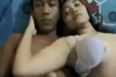 Mahasiswi Cantik Pasrah Goyang Kasur Penginapan poster